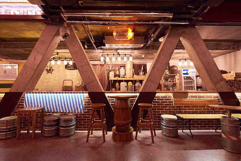 Jackie's Beer Nest 2